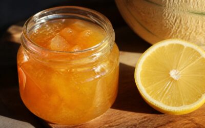 Dulceața de pepene galben cu sirop limpede și culoare aurie are un secret simplu