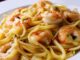 Linguine cu creveți și șofran, rețeta pentru o cină rapidă cu o notă de rafinament