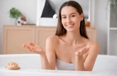 Secretul pielii catifelate: cum alegi exfoliantul potrivit pentru corpul tău