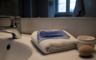 Tenul odihnit după o noapte scurtă: gesturile care contează mai mult decât machiajul